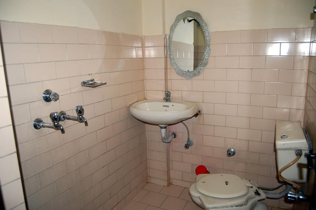 Hotel New Aditya Haridwar Luaran gambar