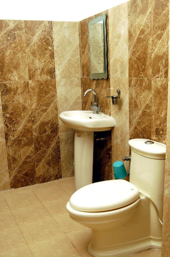 Hotel New Aditya Haridwar Luaran gambar